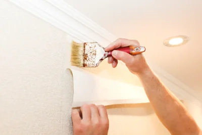 Pose de papier peint à Lanarvily — revêtements muraux et toiles de verre